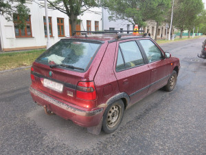 Demoliční jízda se čtyřmi promile. Zpitý šofér naboural v Prostějově pět aut