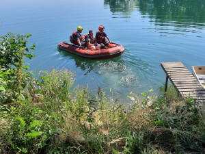 Na Tovačovském jezeře dnes zřejmě utonula seniorka. Je to už druhý případ za víkend