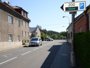 Olomoucká zoo testuje nový systém parkování. Cedule by řidičům měly ukázat, kde jsou volná místa