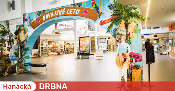 At Aquapalace Prague there is Hawaii |  Company |  News |  Hanácka Gossip
