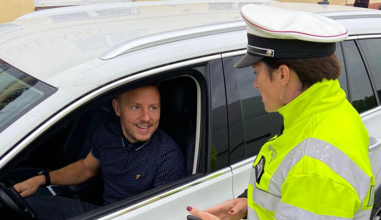 U více než stovky dopravních nehod v Olomouckém kraji byly alkohol nebo drogy. Policie chystá kontroly