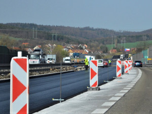 Opravy omezí provoz na dálnici D1 z Mořic na Prostějovsku směrem na Kroměříž. Potrvají do konce září