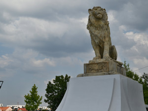 Hranické mauzoleum, kde jsou ostatky vojáků z první světové války, prokouklo. Opravy přišly na 400 tisíc korun
