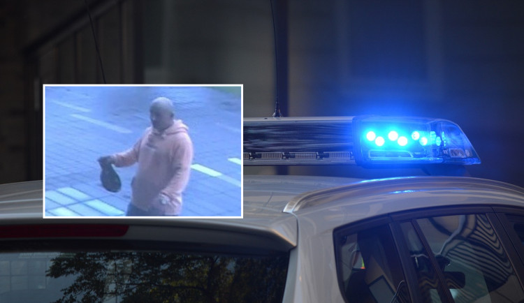 Zloděj poranil nožem zaměstnance hradecké nemocnice a vzal nohy na ramena