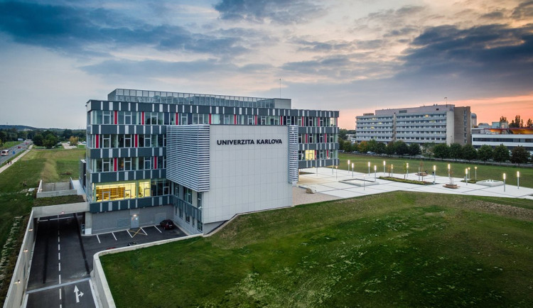 Moderní medicínsko-farmaceutický kampus v Hradci Králové bude kompletní