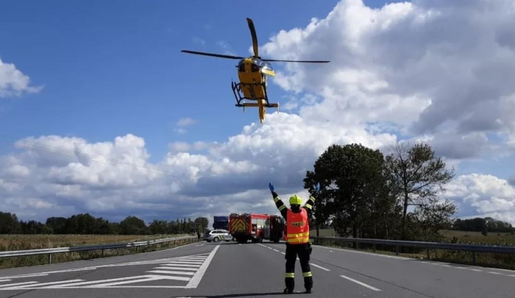 Kolapsy, úrazy na koloběžkách, šest úmrtí. Záchranáři v kraji mají za sebou perné léto, vyjížděli co deset minut