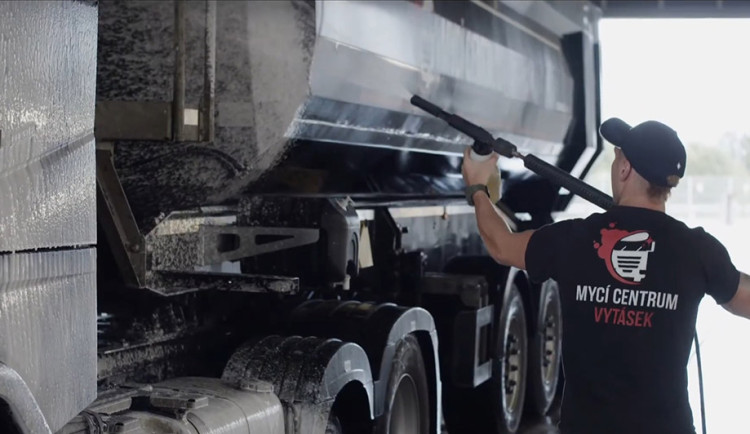 Špičkové mytí cisteren, wapka pro kamiony i nové bistro. Mycí centrum Vytásek chystá atraktivní novinky