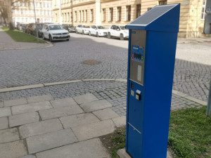 ANKETA: Nová parkovací politika v Olomouci budí velké diskuse. Souhlasíte se změnou?