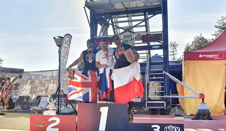 Jičínský hasič Tomáš Višňar je ve své kategorii mistrem Evropy ve FireFitu