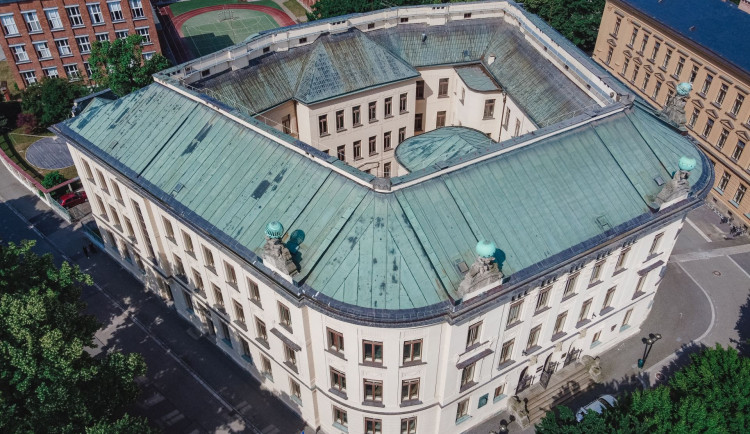 Historická budova hradecké univerzity se dočká velké rekonstrukce