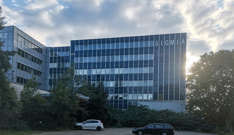 Budova Sigmia na ulici Kosmonautů v Olomouci projde rekonstrukci, součástí zakázky je i vybudování přístavby