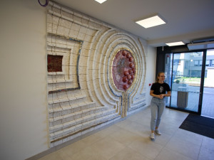 VIDEO A FOTO: Diskotéku na Envelopě nahradila jedinečná budova spojující vědu a byznys