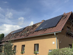 Na Prostějovsku zemřel při výbuchu člověk, v domě sídlila firma se zábavní pyrotechnikou