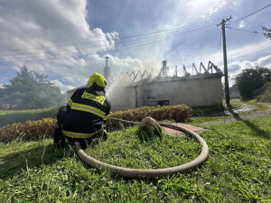 Na Prostějovsku zemřel při výbuchu člověk, v domě sídlila firma se zábavní pyrotechnikou