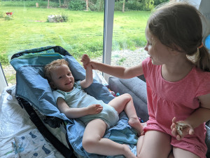 Pro nemocného Martínka vybrali lidé přes sto milionů. Rodina chce pomoci i dalším dětem