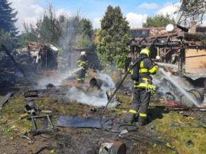 Při výbuchu domu v Otinovsi zemřel jednačtyřicetiletý majitel, prokázala pitva. Byl to profesionální hasič