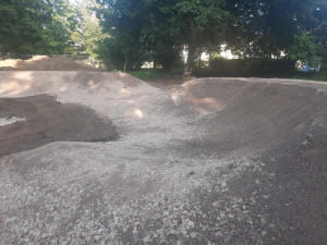 Čelechovice na Hané staví univerzální pumtruckovou dráhu pro mládež. Po Litovli bude druhá v kraji