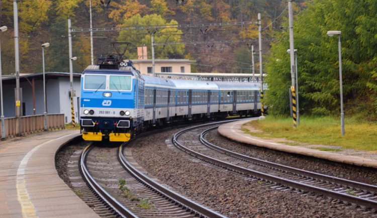 size3-16956736754089-60-cestujici-s-ceskymi-drahami-si-od-zimy-priplati-jizdne-zdrazi-o-temer-deset-procent