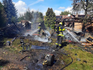 Tragický výbuch v Otinovsi: obec vyhlásila sbírku pro rodinu zesnulého hasiče i na opravu poničených domů
