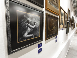 FOTOGALERIE: Jan Saudek osobně ukončil rekordní výstavu. V Přerově byl k vidění i raritní snímek X