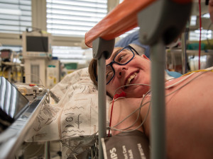 Nemocný Péťa si sám hodně prožil. Teď pomáhá ostatním dětem