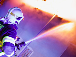 Hospodu ve Chválkovicích zřejmě někdo podpálil úmyslně. Viníka zatím policie nenašla