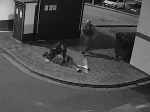 VIDEO: Zloděj při kontrole utíkal před policisty. Už za hodinu seděl ve vazební věznici v Olomouci