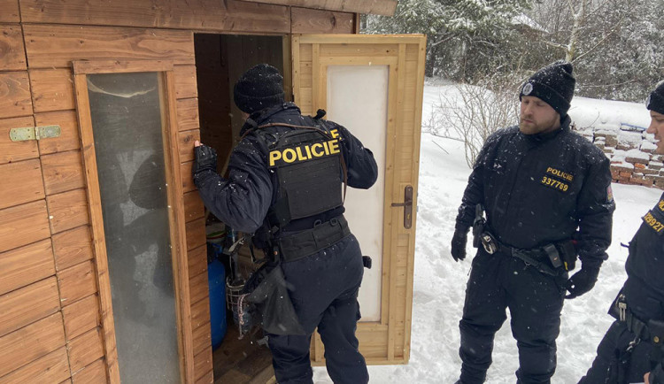 Zloději už podnikají nálety na chaty a chalupy, cílem bylo Rychnovsko