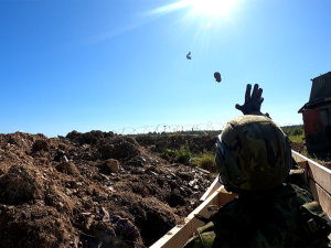 VIDEO: Jako na frontě. Nová síť zákopů na Libavé slouží výcviku ukrajinských i českých vojáků