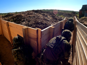VIDEO: Jako na frontě. Nová síť zákopů na Libavé slouží výcviku ukrajinských i českých vojáků