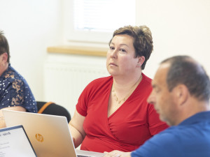 Bývalá starostka Města Libavá Štěpánka Tichá na zářijovém zastupitelstvu, po rezignaci už na zasedání nedorazila