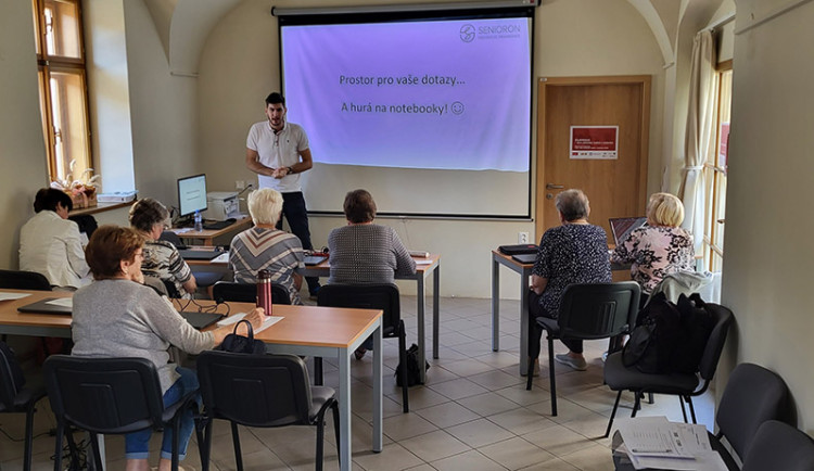 Klub pro seniory v Olomouci - ilustrační foto