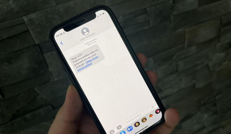 size3-16978038008082-207-vzp-varuje-pred-podvodnymi-sms-zpravami-lakaji-na-vyplatu-penez