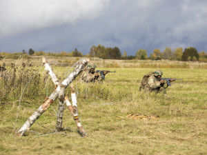 Střelby z RPG i dobývání zákopů. Ukrajinští vojáci cvičí na Libavé a dostali hodnotnou pomoc