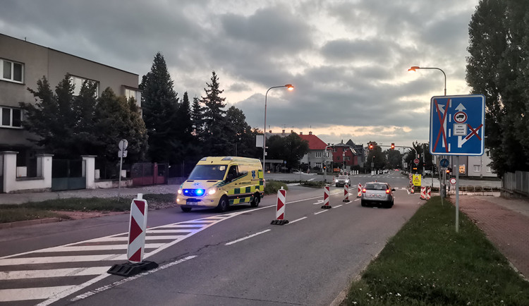 Oprava průtahu Olomoucí míří do finální fáze, asfaltování zavře rušnou trasu u nemocnice