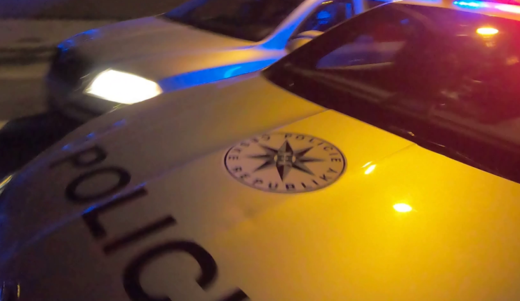 VIDEO: Dvě stě po městě. Policisté v noci naháněli v Olomouci zdrogovaného řidiče
