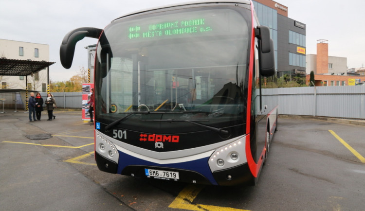 Dopravní podnik v Olomouci plánuje nákup 20 elektrobusů. Kde budou nabíječky?