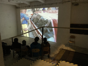 Kino v krytu a krátký kvíz. Tak se žáci seznamovali se Sametovou revolucí v Olomouci