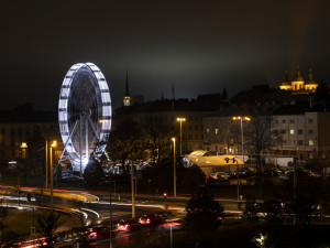 FOTOGALERIE: V Olomouci září strom Bambulín, vánoční městečko přilákalo davy