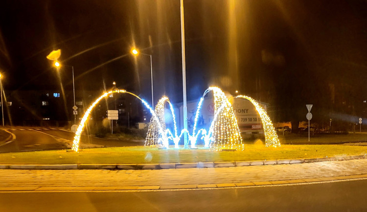 FOTOGALERIE: Přerovu se letošní vánoční výzdoba opravdu povedla. Lidé jsou nadšení