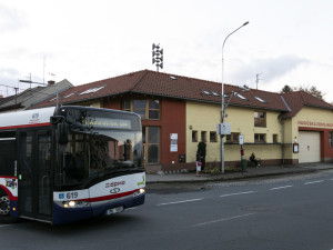 V Chomoutově a Chválkovicích by si řidiči měli dát pozor. Od Nového roku začnou radary měřit naostro
