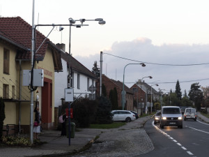V Chomoutově a Chválkovicích by si řidiči měli dát pozor. Od Nového roku začnou radary měřit naostro