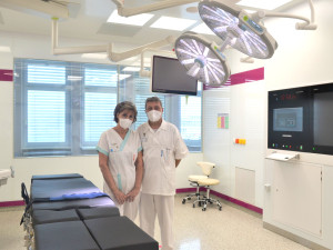 Před dvaceti lety lékaři provedli první operaci v nové nemocnici v Prostějově. Dodneška jich je už sto tisíc