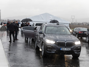 FOTOGALERIE: Důležitý obchvat u Šumperka je hotový. Nový úsek otestoval i premiér Fiala