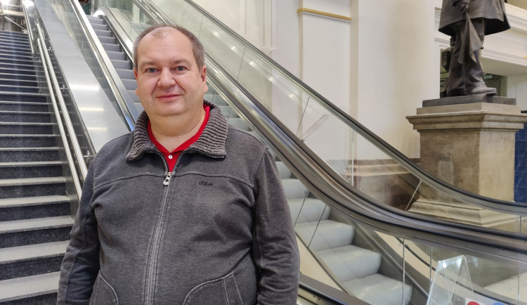 size3-17048065797889-231-zadnym-dorazum-se-nesmeji-rika-autor-projektu-vlakem-jednoduse-ktery-recenzuje-nadrazi-i-typy-vozu