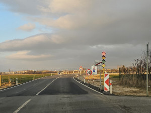 Dnes se otevře nová spojka z Přerova do Bochoře. Bývalou silnici přerušila budovaná dálnice D1