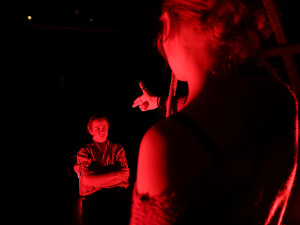 Obraz pekla v režii Slovanského tyátru. Olomoučtí studenti v několika reprízách představí novou inscenaci