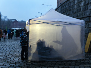 Slabá elektřina na olomoucké náplavce? Soustavu prověřil vyšší odběr při vánočních trzích