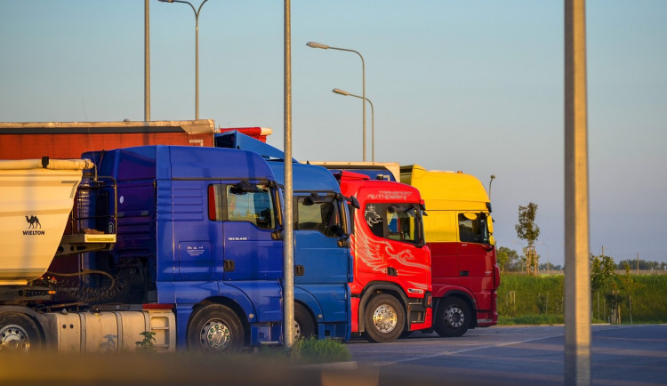 Varování pro řidiče. Farmáři opět vyjedou na česko-německou hranici