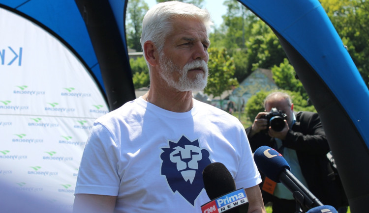 size3-17060202627047-152-anketa-prezident-petr-pavel-byl-v-prvnim-roce-od-zvoleni-aktivni-ve-vyjezdech-do-zahranici-i-kraju